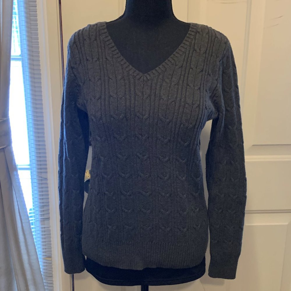 St.John's Bay Women’s Gray Sweater, Size Medium
